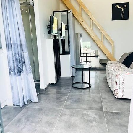 Joli Petit Studio Cosy Marignane Esterno foto